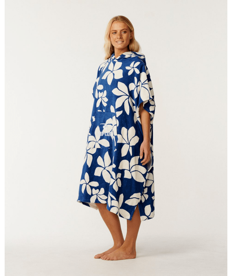 Rip Curl Mixed Hooded Towel in Mid Blue/Off White