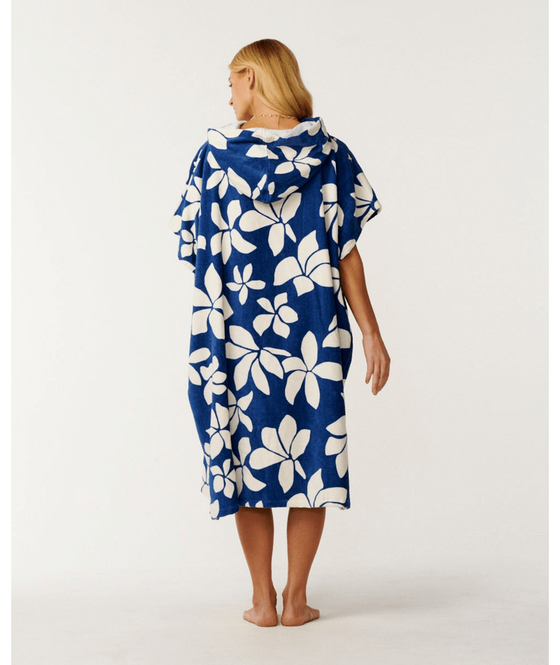 Rip Curl Mixed Hooded Towel in Mid Blue/Off White