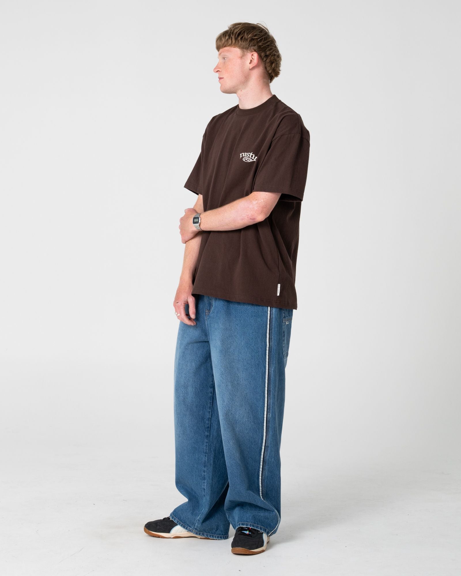 Rusty SACK RACE SHORT SLEEVE TEE in JAVA