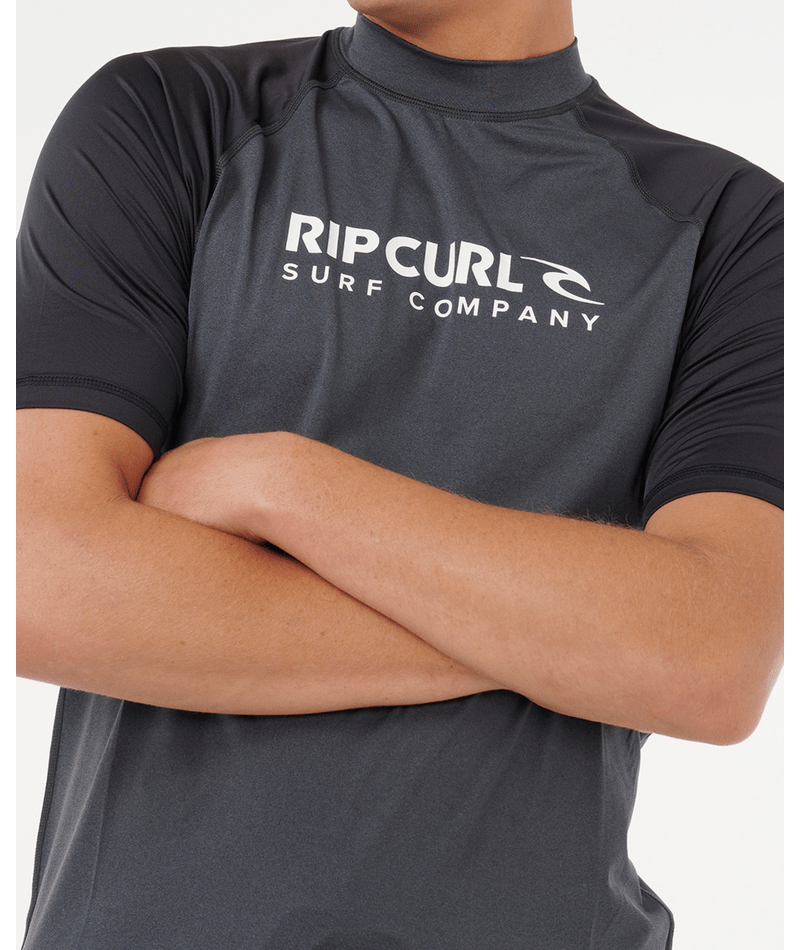Rip Curl Shock Upf S/S in BLACK MARLE