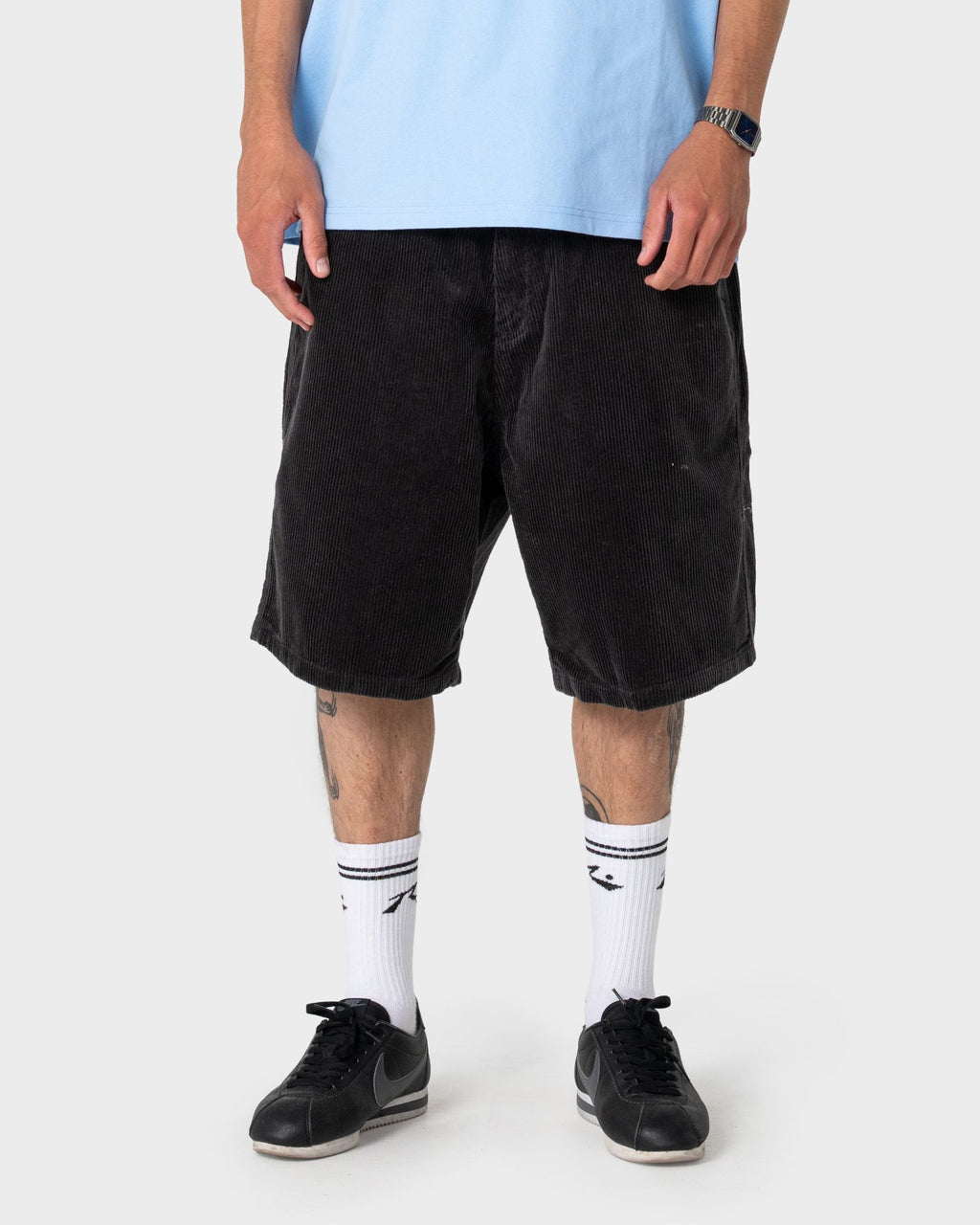 Rusty Flip Daddy 22" Baggy Cord Short in COAL