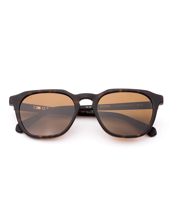 OTIS DIVIDE - Eco Matte Dark Tort / Brown Polar in ECO MATTE DARK TORT / BROWN POLAR