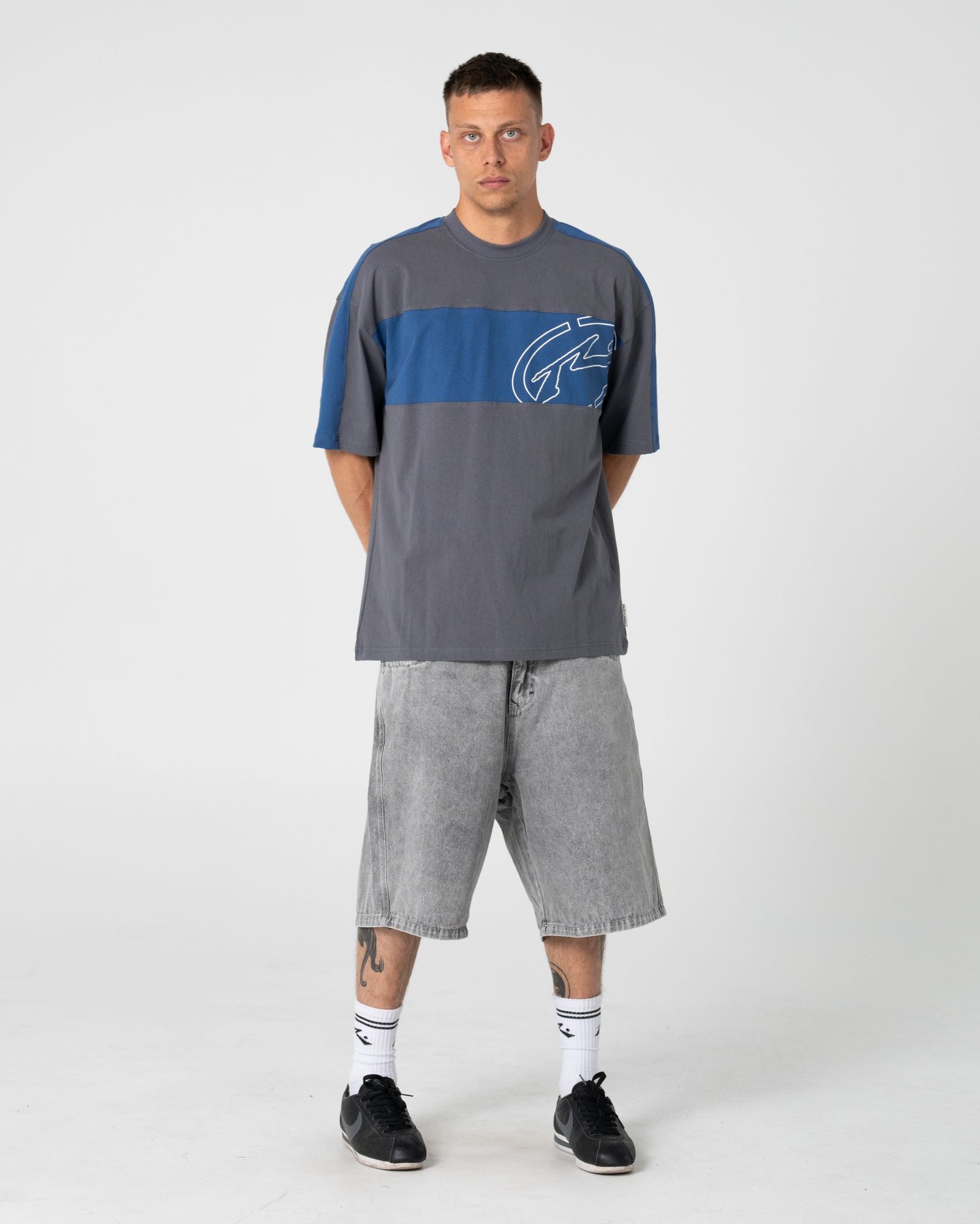 Rusty Turbo 24" Baggy Jort in LONDON SUMMER