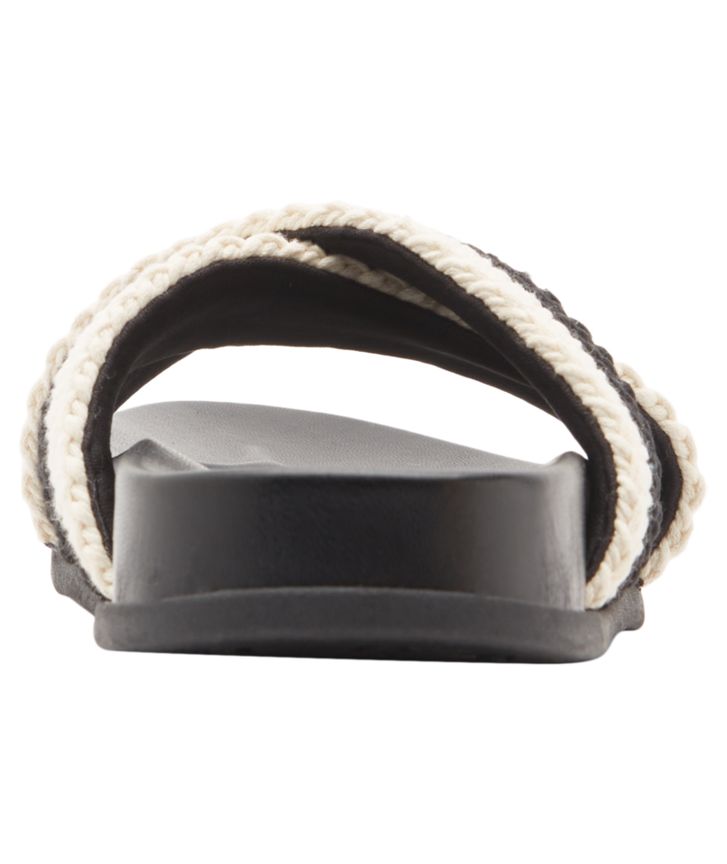 Roxy Syenna in BLACK/CREAM