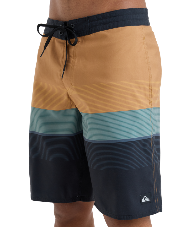 Quiksilver Everyday Padang Beachshort 20 in ALMOND STEP STRIPE