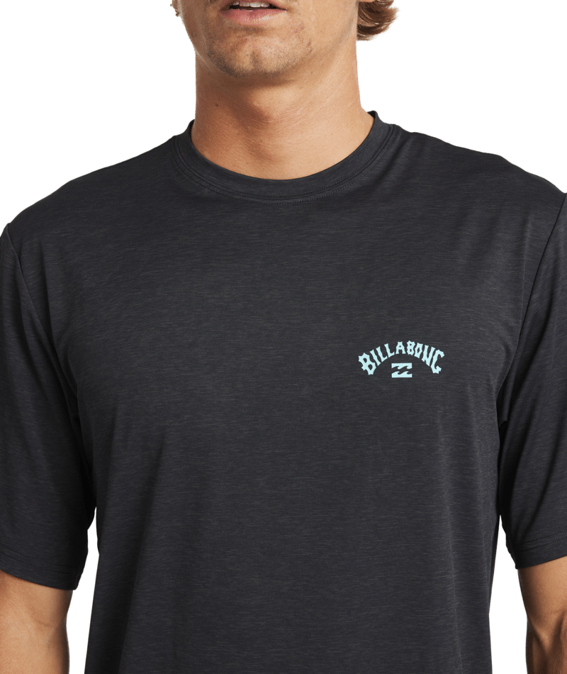 Billabong Shoreline Lf Ss in BLACK HEATHER
