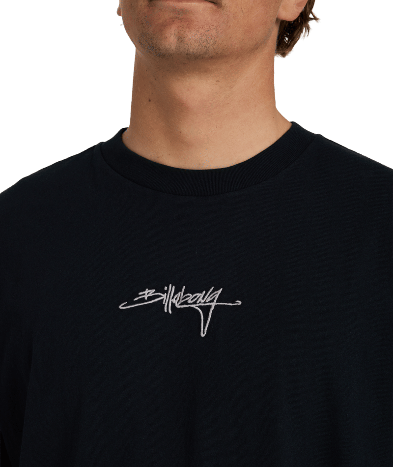 Billabong Identified Tee in WASHED BLACK