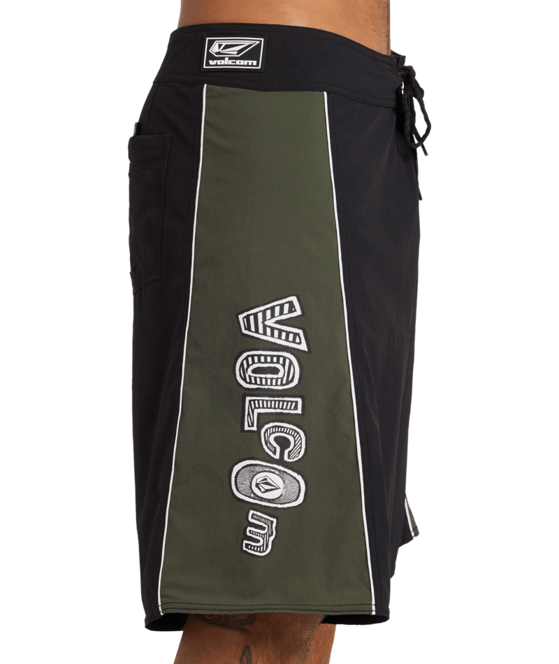 Volcom Sidelines Lib in BLACK