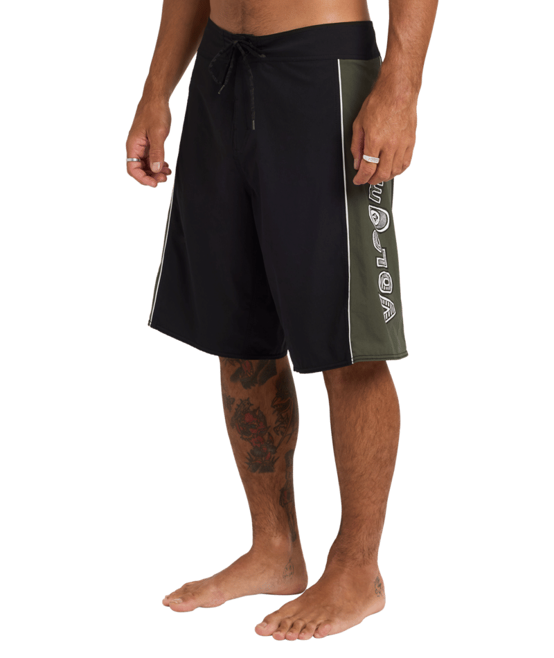 Volcom Sidelines Lib in BLACK