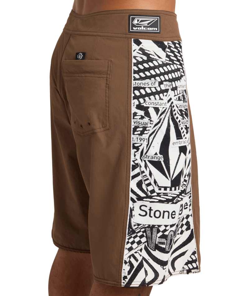 Volcom Sidelines Lib in BROWN STONE