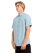 Quiksilver Classic Stretch Shirt Ss in STONE BLUE