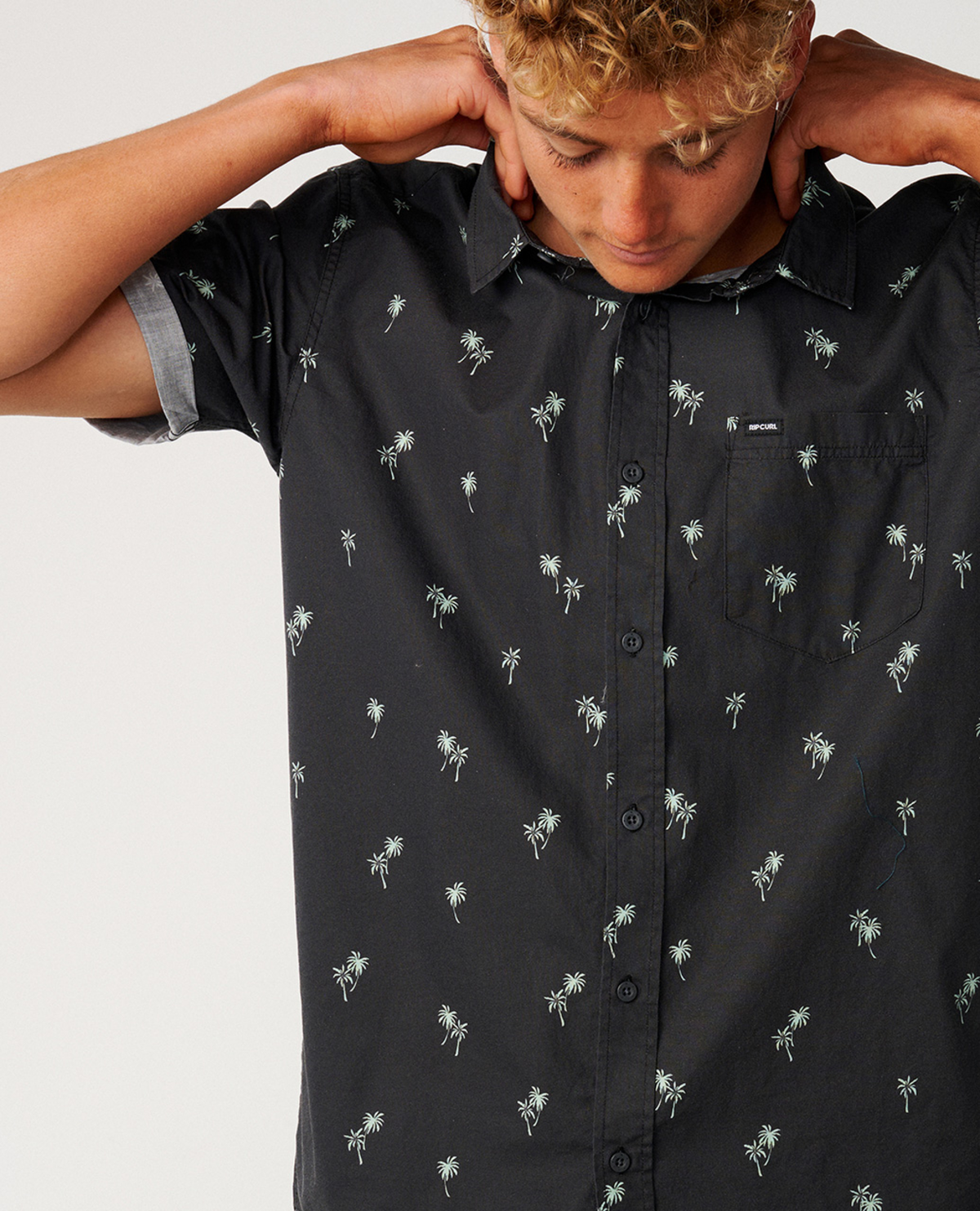 Rip Curl Paradise Palms Short Sleeve Shirt in Washed Black