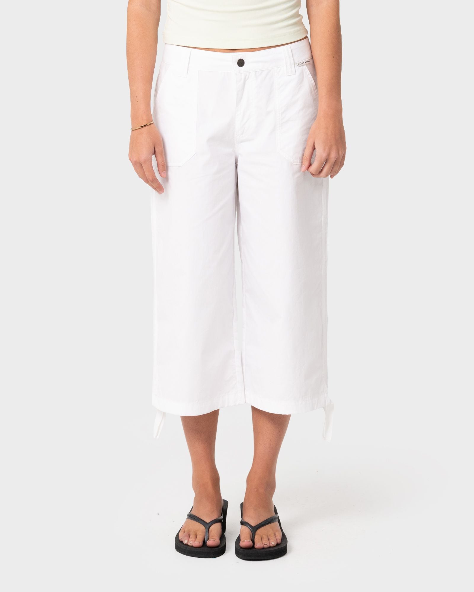 Rusty Cameron Low Rise Relaxed Capri Pant in WHITE