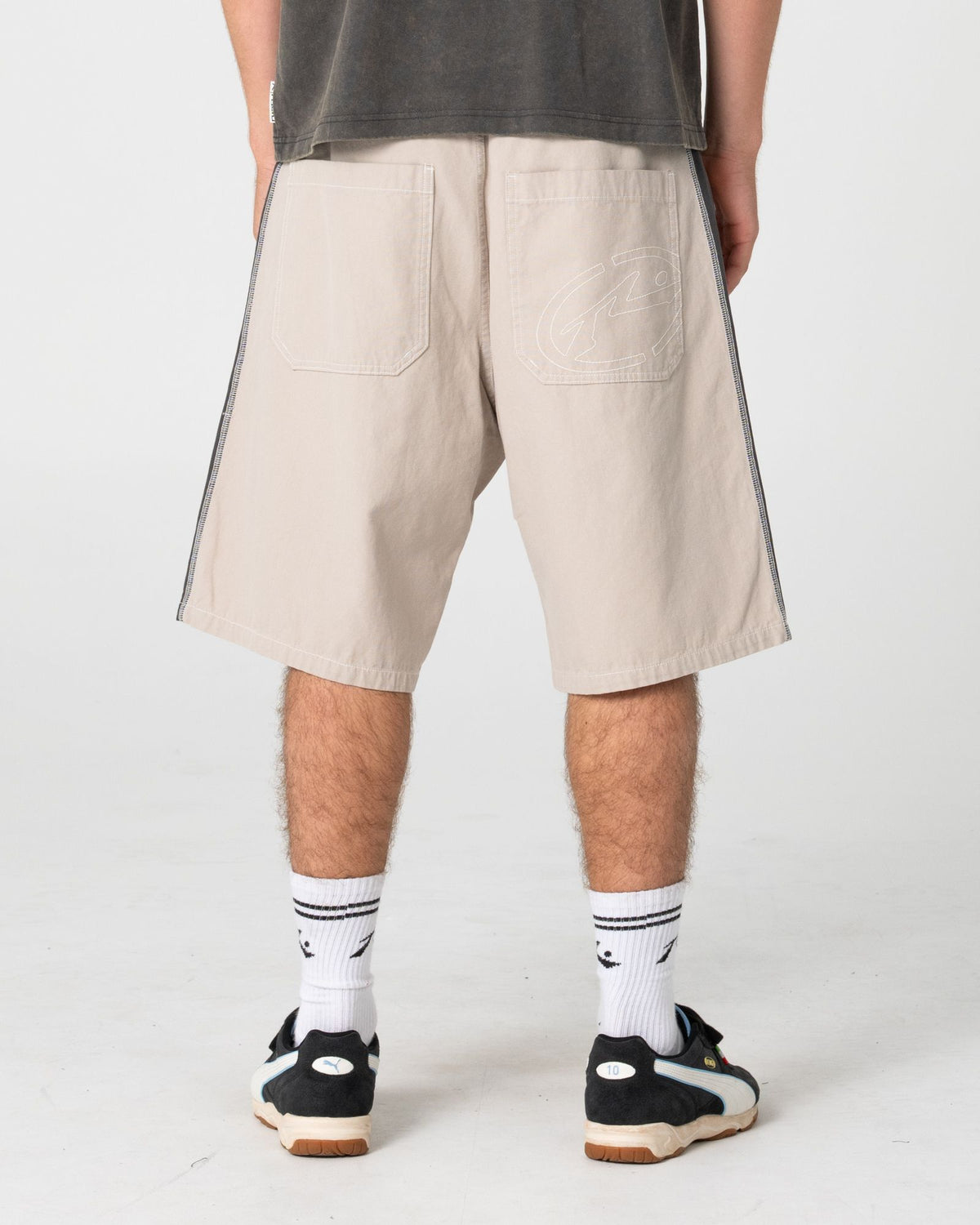 Rusty Lock Em 24" Baggy Short in STONE