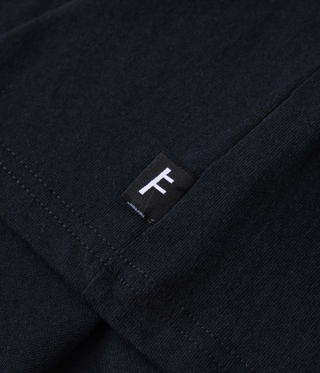Former Heavy Franchise T-Shirt in BLACK