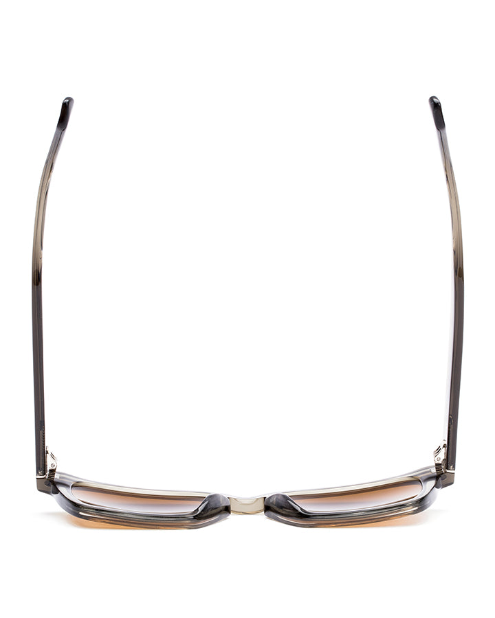 Otis Au Interlude in ECO CRYSTAL FERN/BROWN POLAR