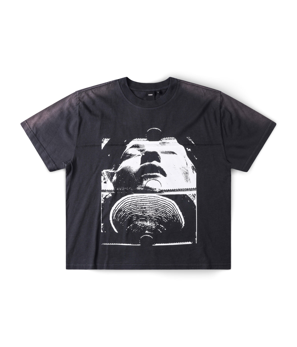 Former Levitate Boxy T-Shirt in FADED BLACK