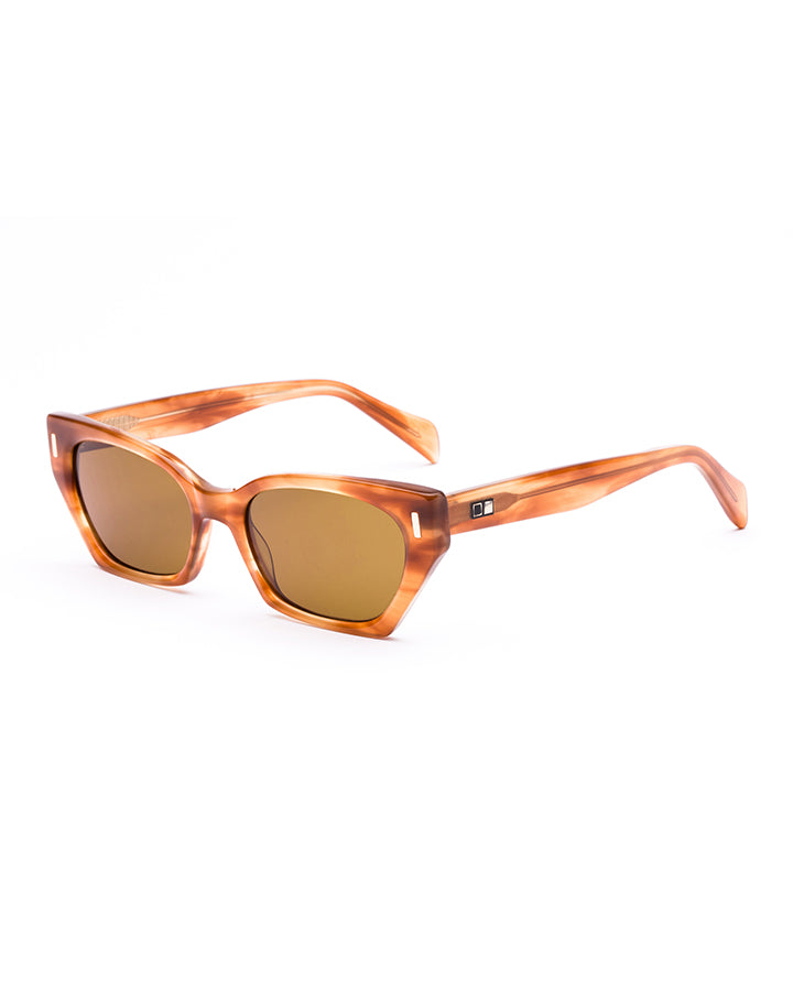 Otis Au Selena in ECO OCHRE HAVANA/BROWN
