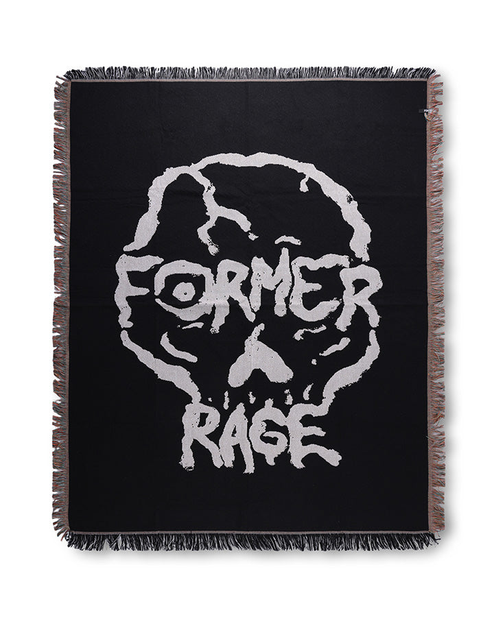 Former Skullz Throw Blanket in BLACK