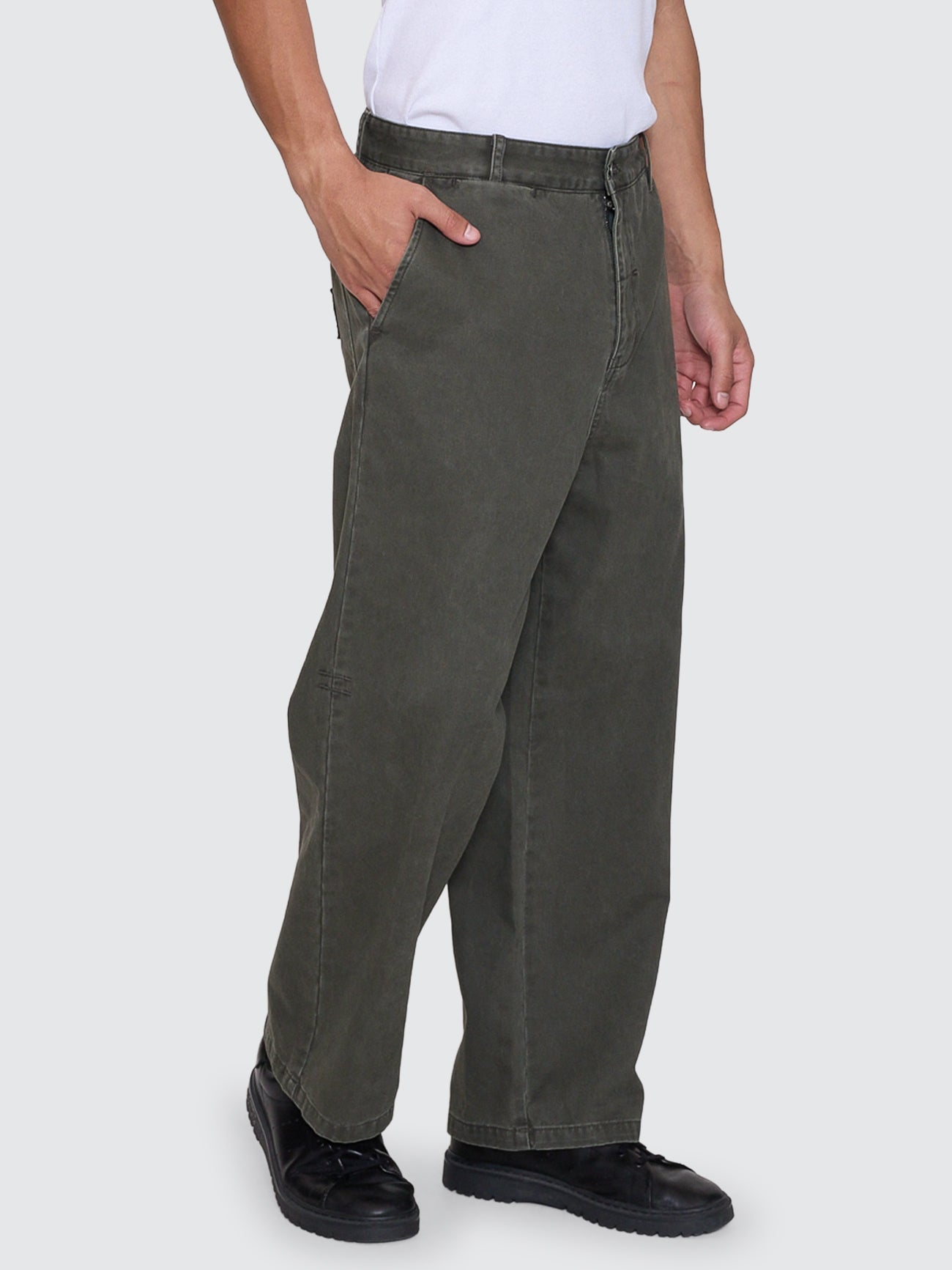 Thrills Co Stagger Big Slacker Cropped Pant - Oil Green in Oil Green