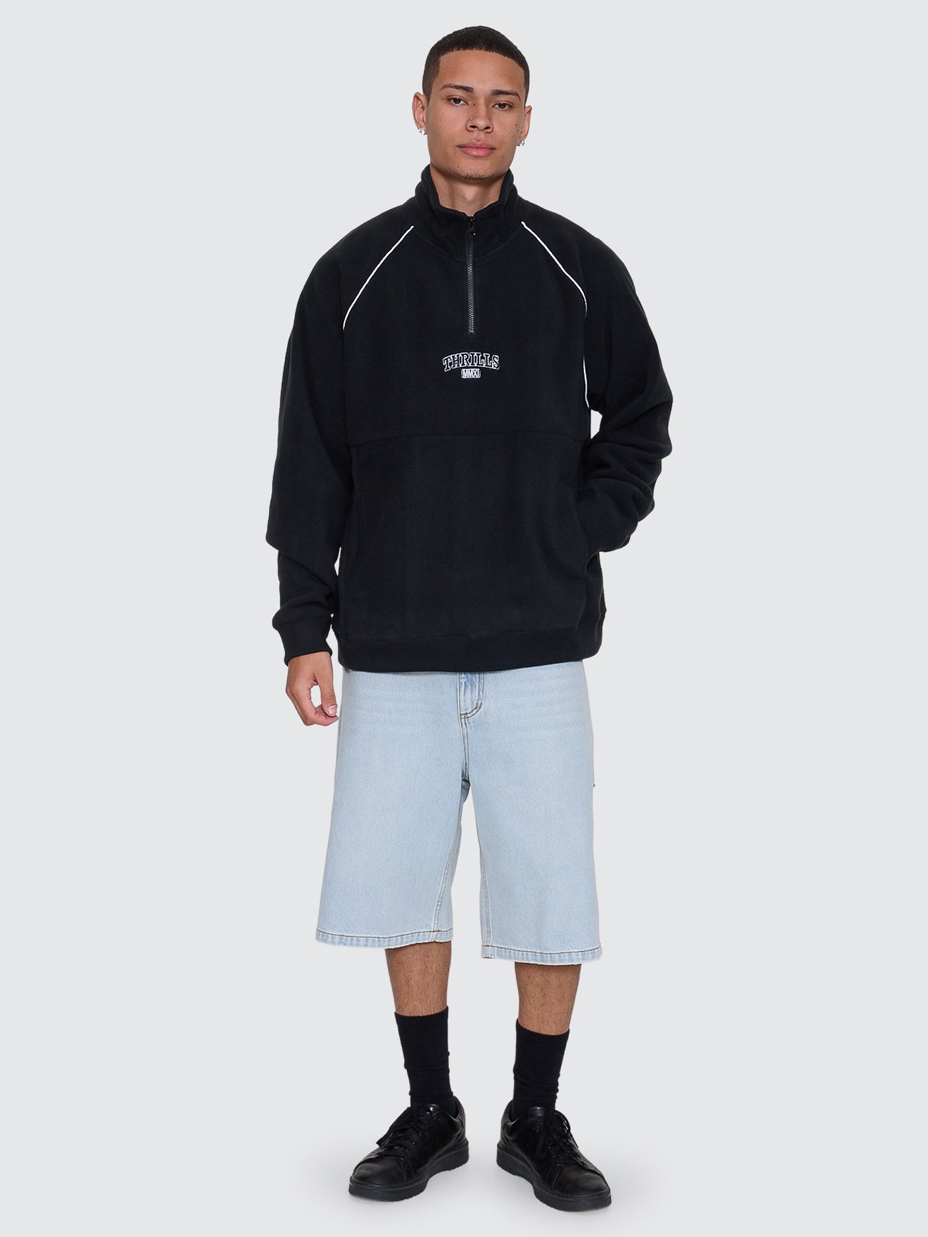 Thrills Co Thrill Of Victory Raglan Quarter Zip Polar Fleece - Faded Black in Faded Black