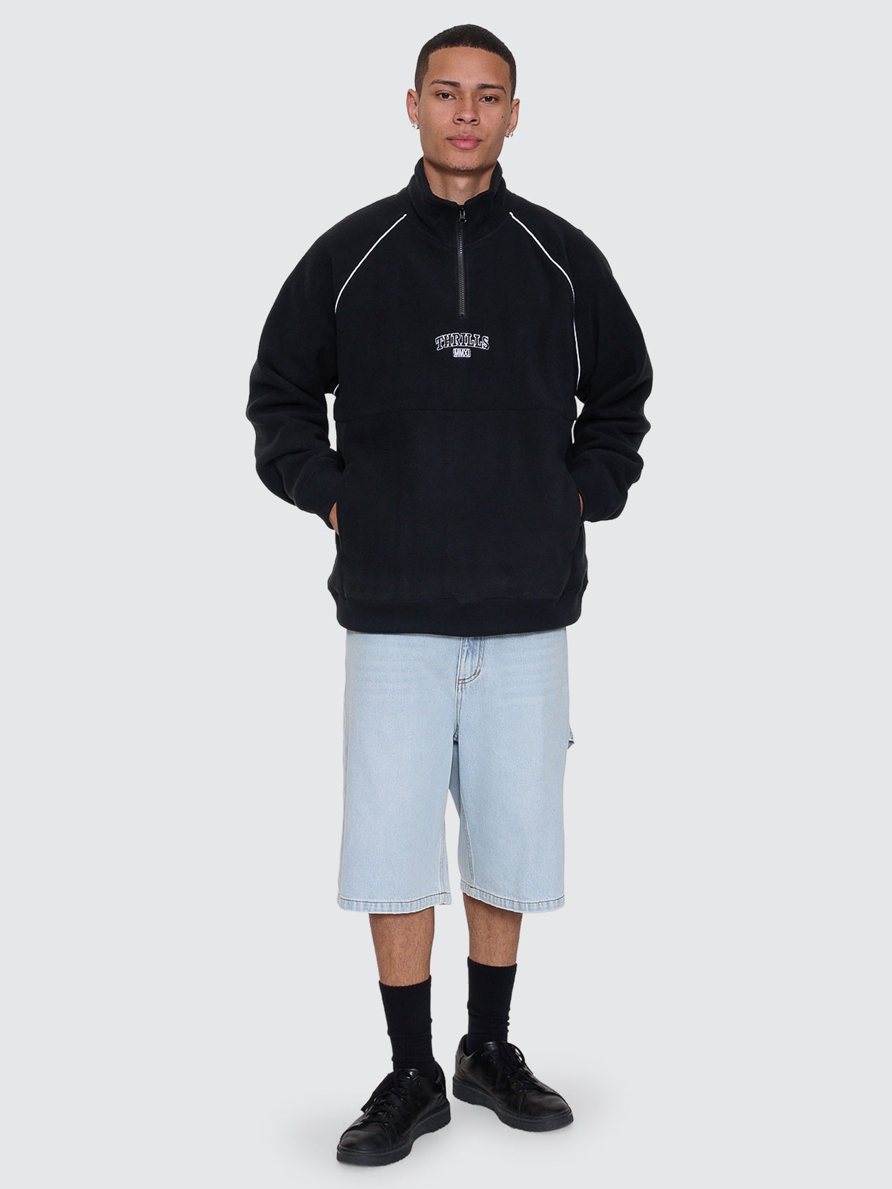 Thrills Co Thrill Of Victory Raglan Quarter Zip Polar Fleece - Faded Black in Faded Black